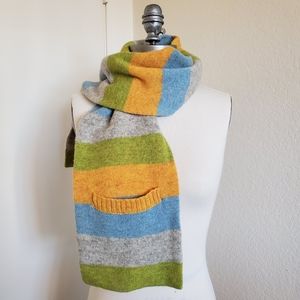 Four-color knit scarf